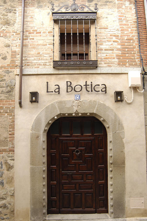 Casa Rural La Botica Oropesa Exterior photo